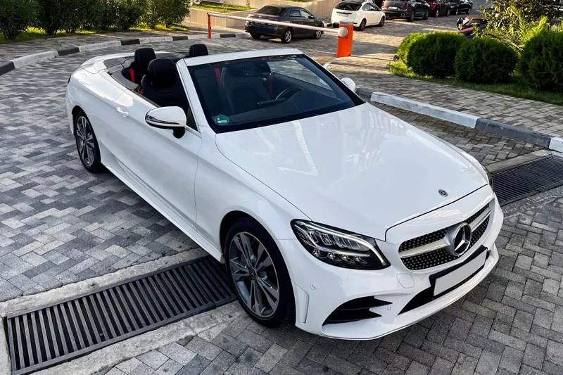 Аренда Mercedes C 300 без водителя в Сочи