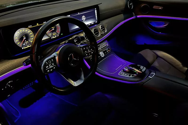 Mercedes E 200 салон