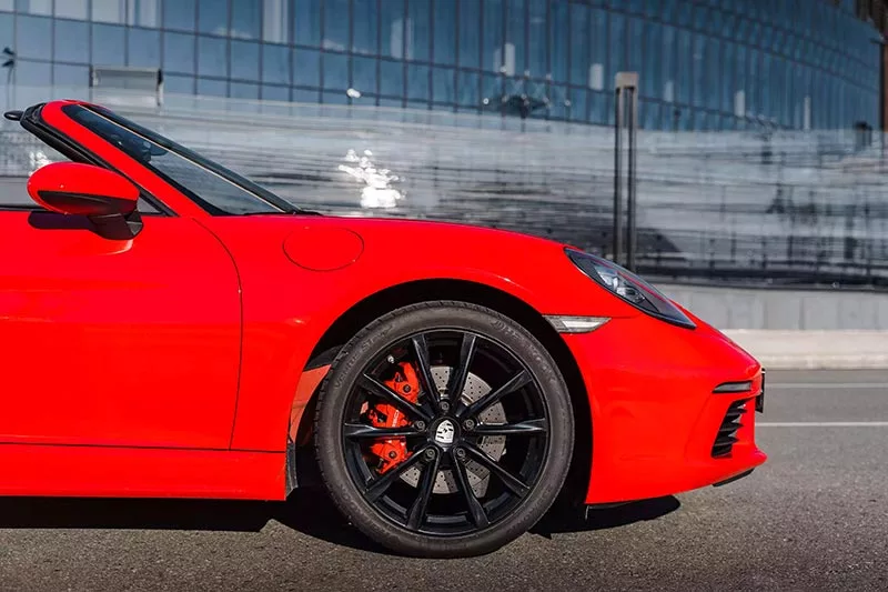 Porsche Boxster S вид спереди
