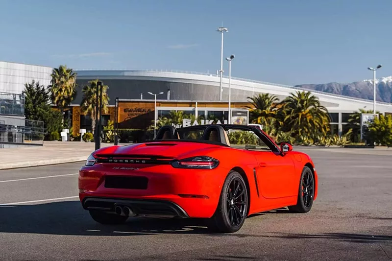 Аренда Porsche Boxster S без водителя в Сочи